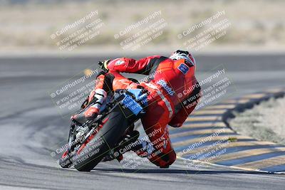 media/Dec-01-2025-Moto Forza (Mon) [[2daa91e15f]]/1-Advanced Group/Session 2 Turn 11 Backside/